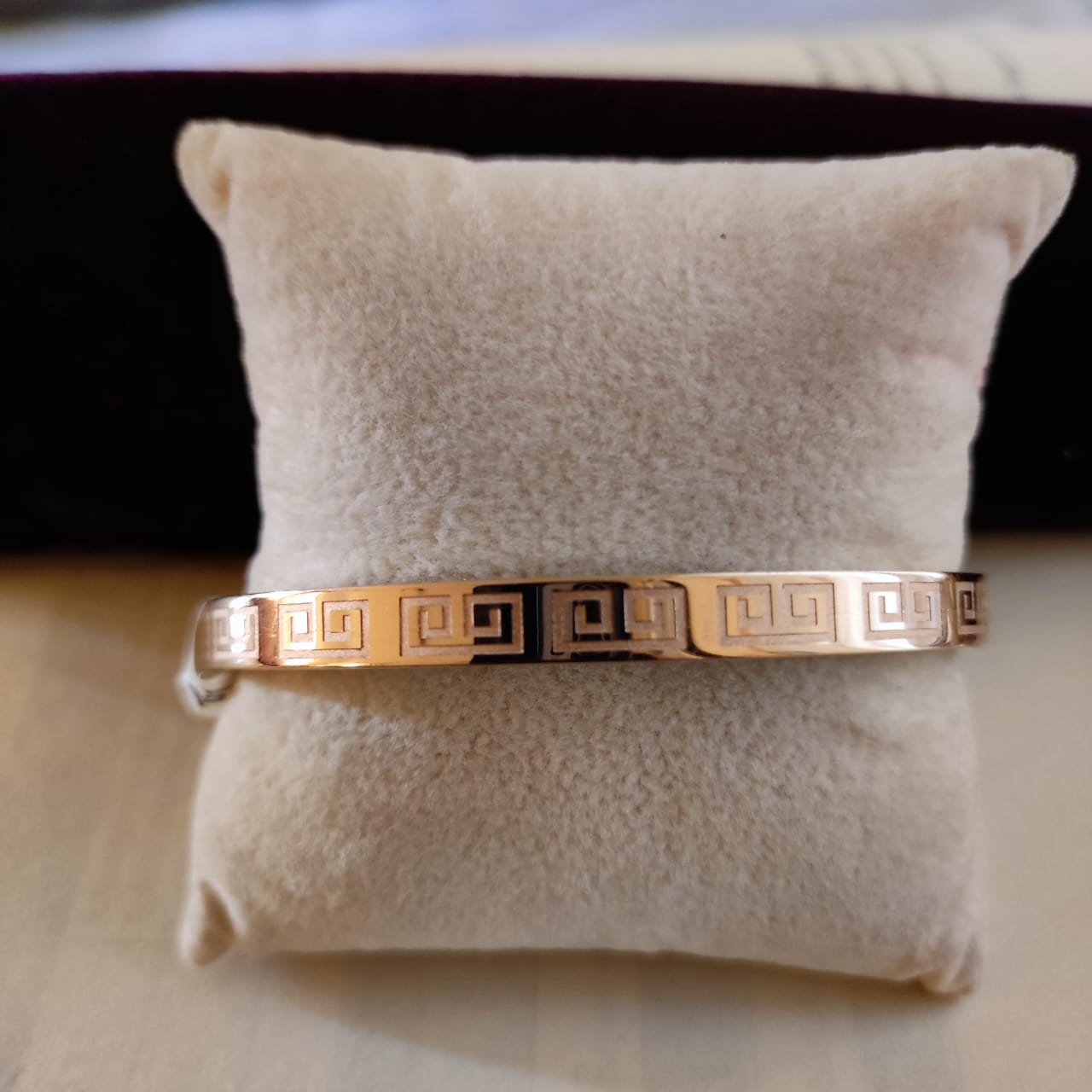 Rose Gold Men's Greek Key Pattern Kada - Image 2