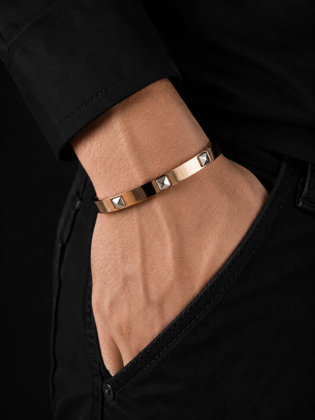 Rose Gold Men's Pyramid Stud Kada